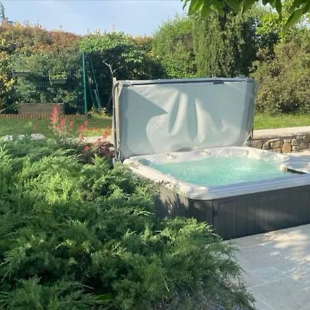 Ferienhaus Gite L'ortal Avec Piscine & Spa *