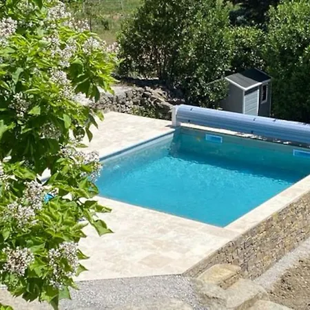 Prázdninový dům Gite L'ortal Avec Piscine & Spa